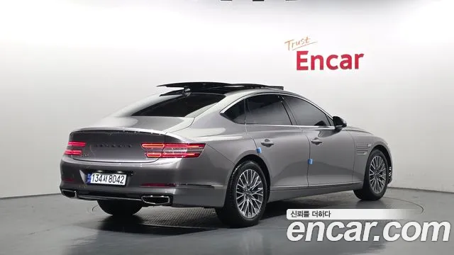 Genesis G80 2022 thumb 2