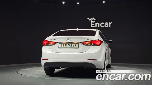 Hyundai Avante 2015 thumb 4
