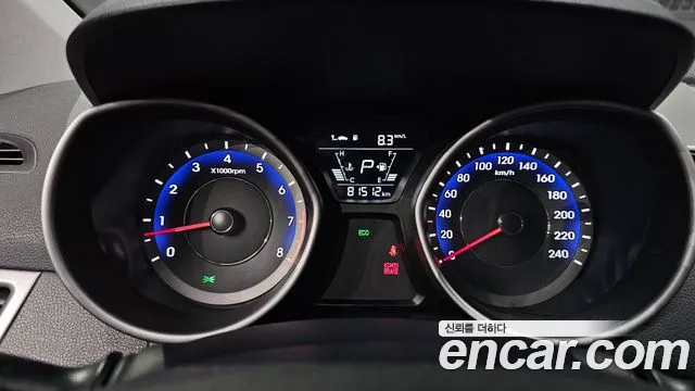 Hyundai Avante 2015 thumb 8