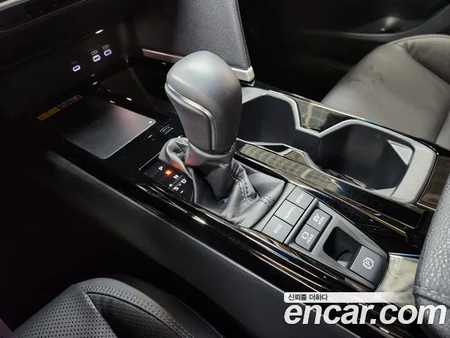 Toyota Camry 2025 thumb 9
