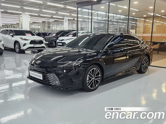 Toyota Camry 2025 thumb 11