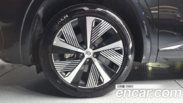 Renault-KoreaSamsung Koleos 2025 thumb 4