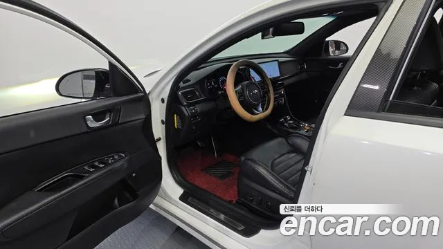 Kia K5 2017 thumb 10