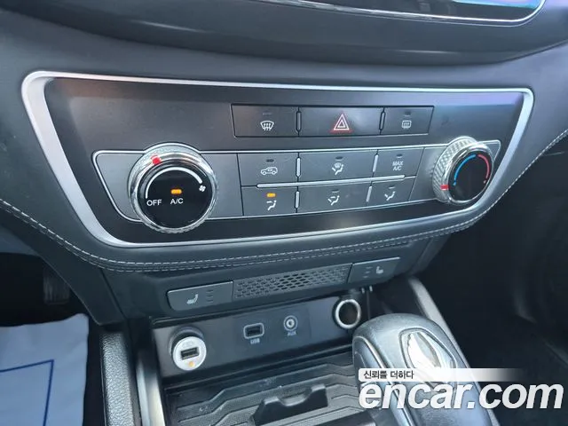 KG_Mobility_Ssangyong Rexton 2019 thumb 9