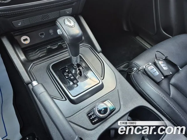 KG_Mobility_Ssangyong Rexton 2019 thumb 10