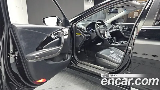Hyundai Grandeur 2013 thumb 10