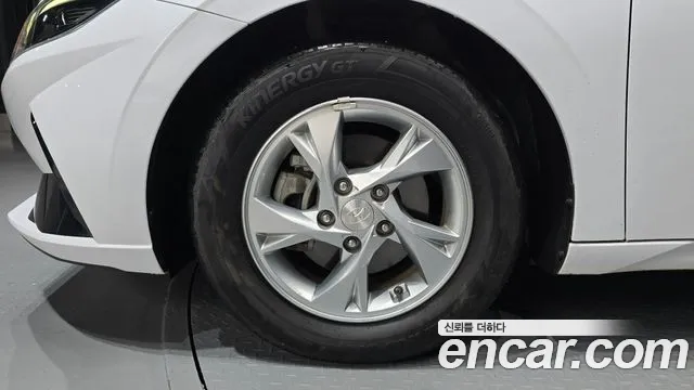 Hyundai Avante 2021 thumb 5