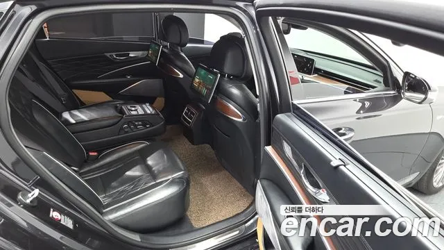 Kia K9 2019 thumb 10