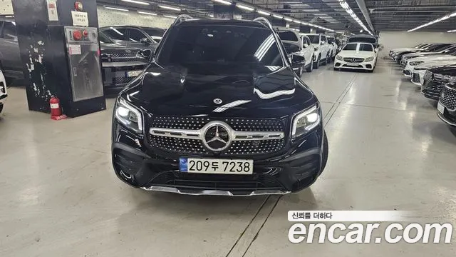 Mercedes-Benz GLB 2023 thumb 4