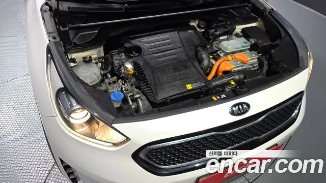 Kia Niro 2018 thumb 6