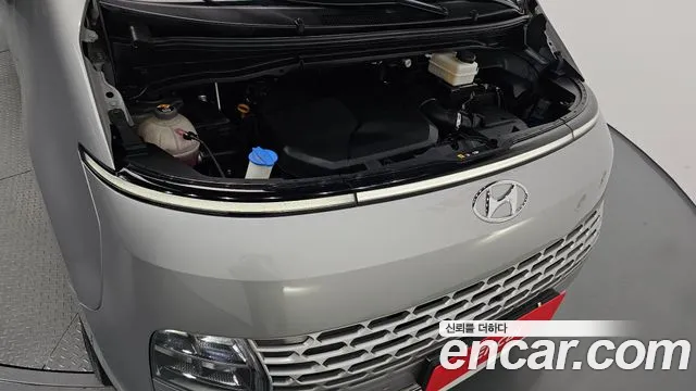 Hyundai Staria 2022 thumb 6