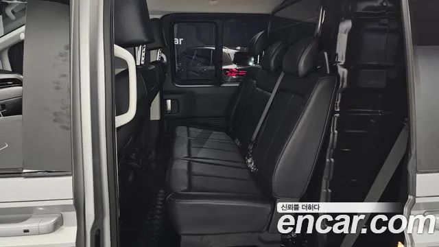 Hyundai Staria 2022 thumb 12