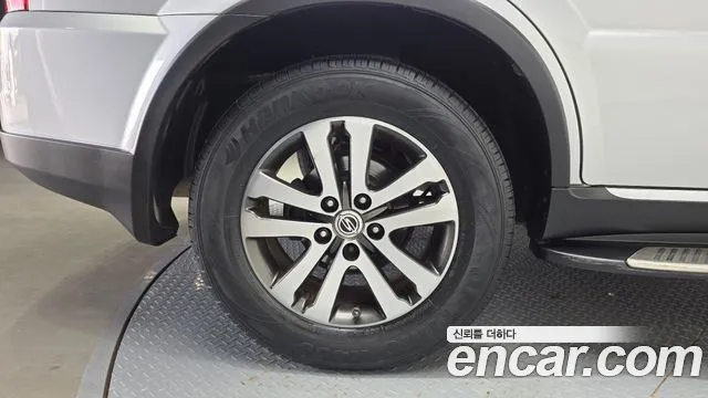 KG_Mobility_Ssangyong Rexton 2013 thumb 5