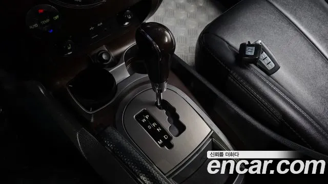 KG_Mobility_Ssangyong Rexton 2013 thumb 9