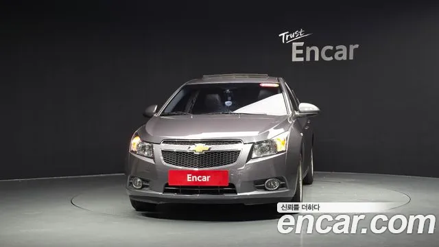 ChevroletGMDaewoo Cruze 2011 thumb 2