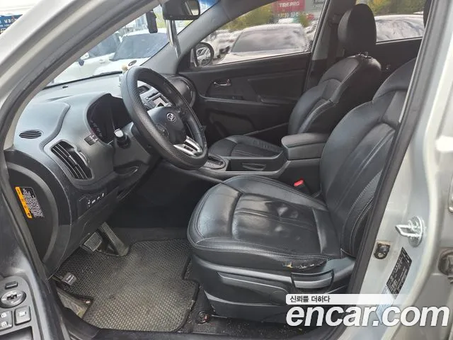 Kia Sportage 2010 thumb 4