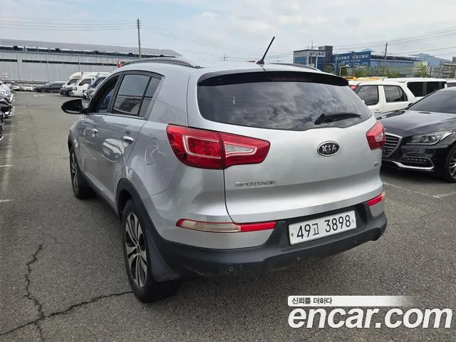 Kia Sportage 2010 thumb 6