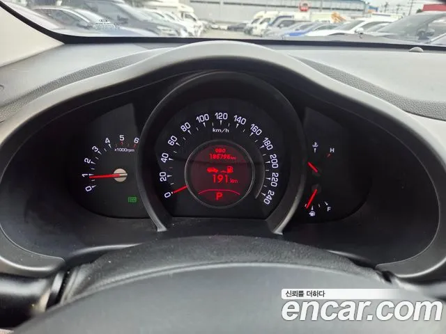 Kia Sportage 2010 thumb 8