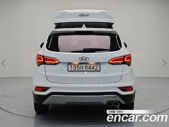 Hyundai Santa Fe 2016 thumb 3
