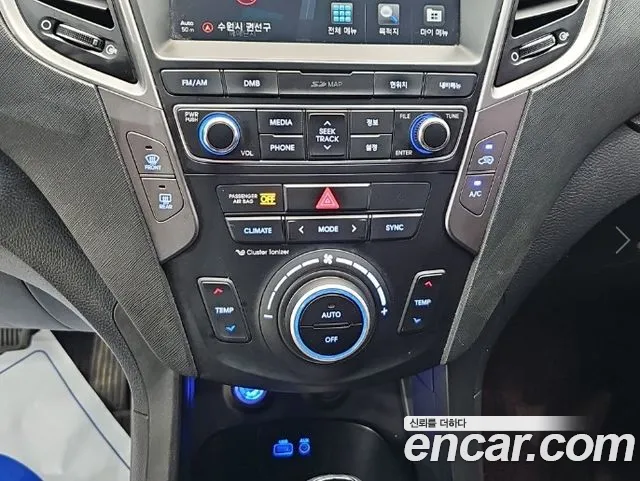 Hyundai Santa Fe 2016 thumb 10