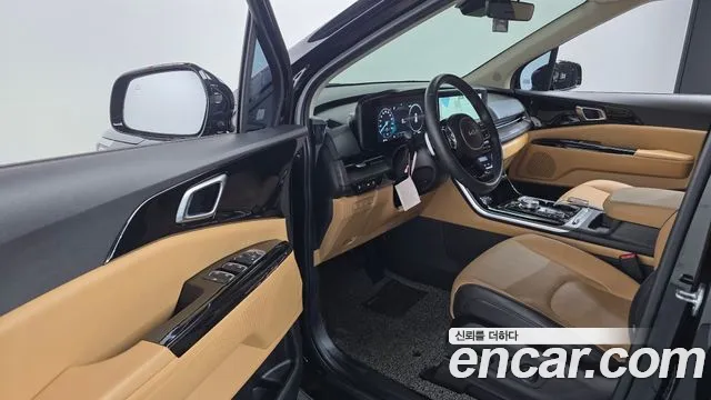 Kia Carnival 2023 thumb 10