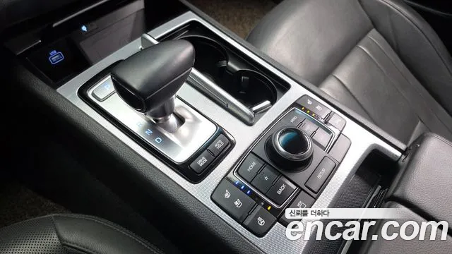 Genesis G80 2018 thumb 9