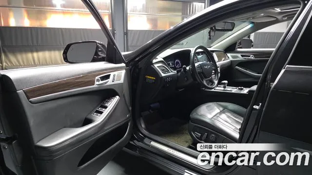 Genesis G80 2018 thumb 10
