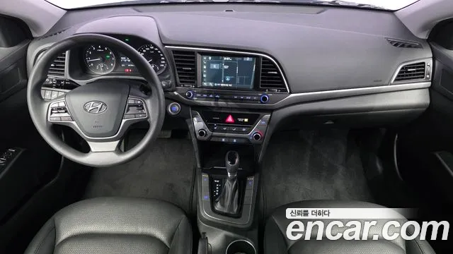 Hyundai Avante 2017 thumb 6