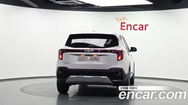 Kia Seltos 2023 thumb 4