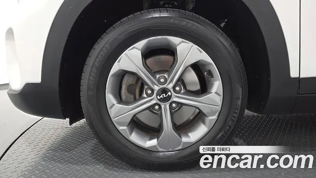Kia Seltos 2023 thumb 5