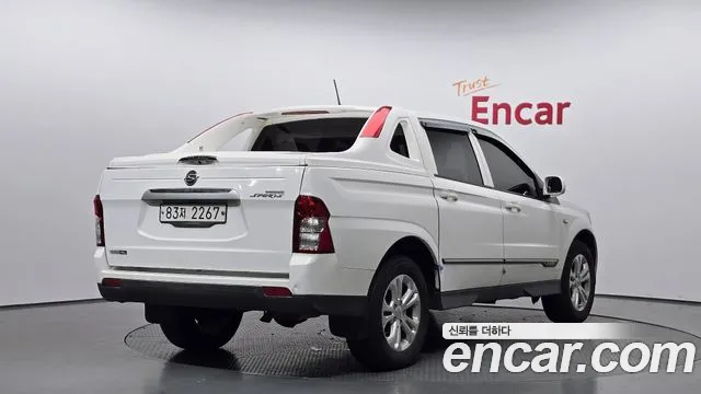 KG_Mobility_Ssangyong KORANDO 2014 thumb 2