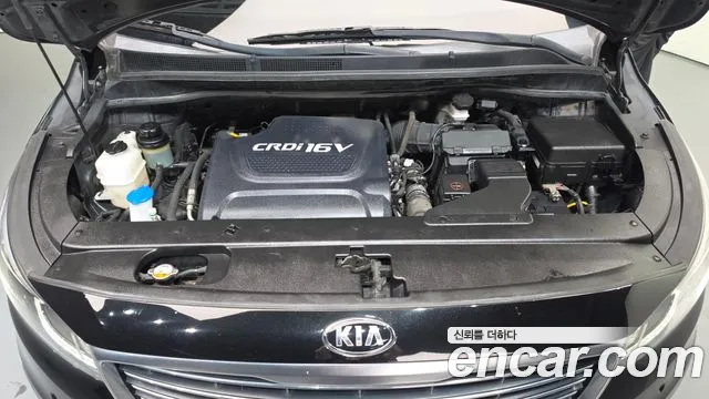 Kia Carnival 2016 thumb 6
