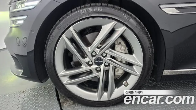 Genesis G80 2024 thumb 5