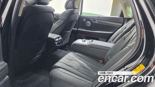 Genesis G80 2024 thumb 11