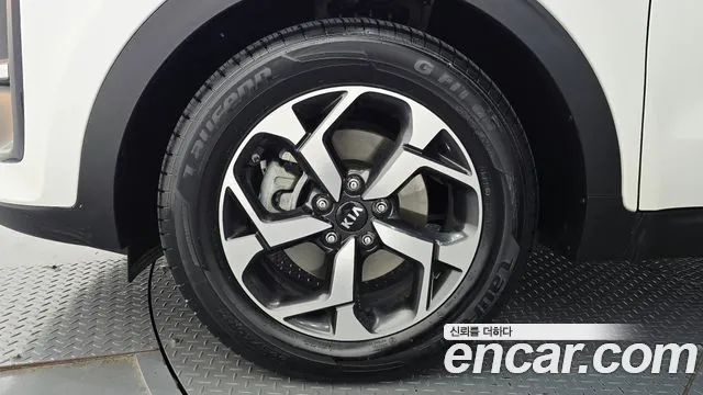 Kia Sportage 2018 thumb 5