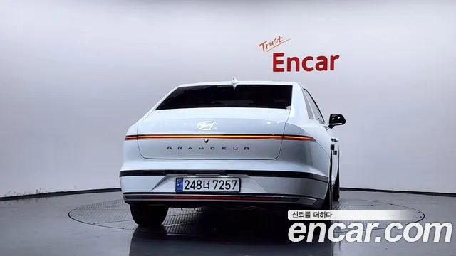 Hyundai Grandeur 2023 thumb 4