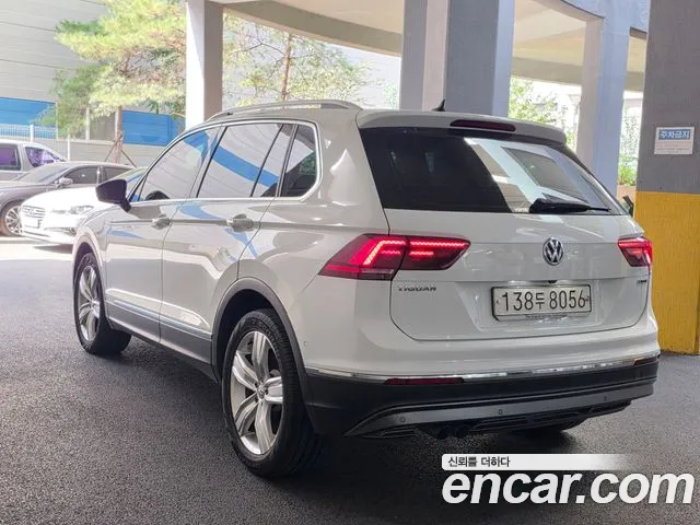 Volkswagen Tiguan 2020 thumb 4