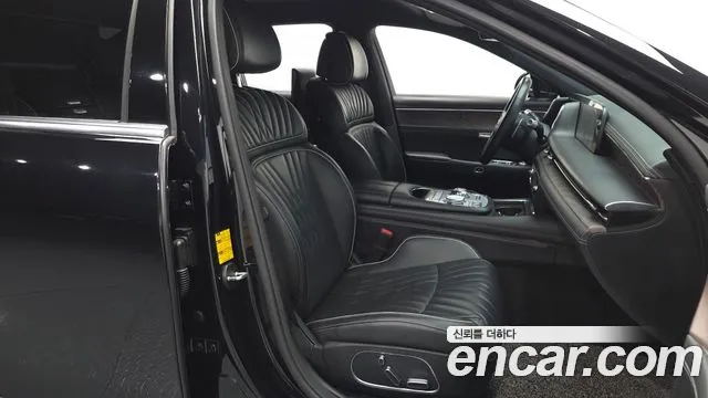 Genesis G90 2022 thumb 11