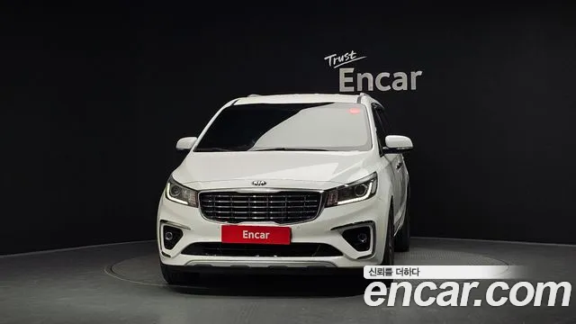 Kia Carnival 2020 thumb 3