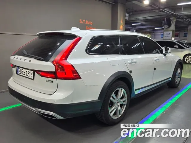 Volvo V90 2018 thumb 2