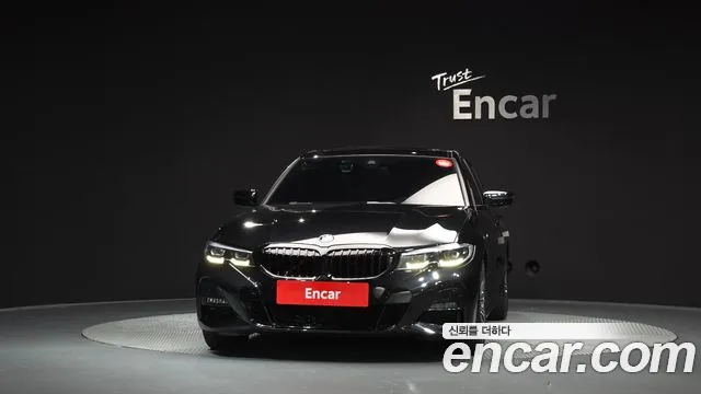 BMW 3-Series 2021 thumb 3