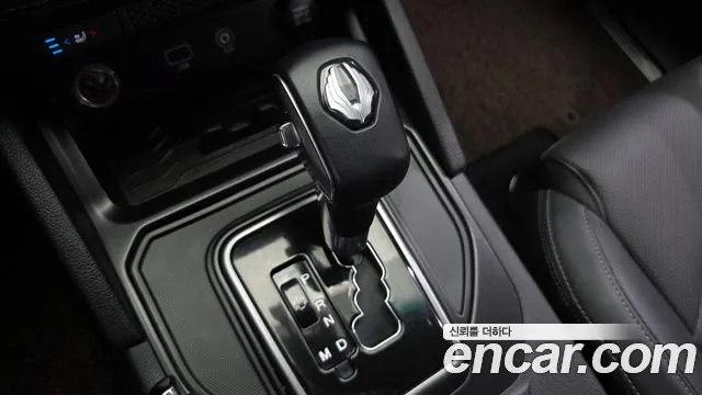 KG_Mobility_Ssangyong Rexton 2019 thumb 9