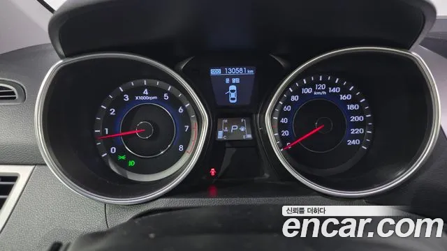 Hyundai Avante 2013 thumb 8
