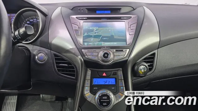 Hyundai Avante 2013 thumb 12