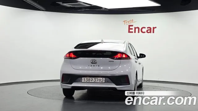 Hyundai IONIQ 6 2020 thumb 4