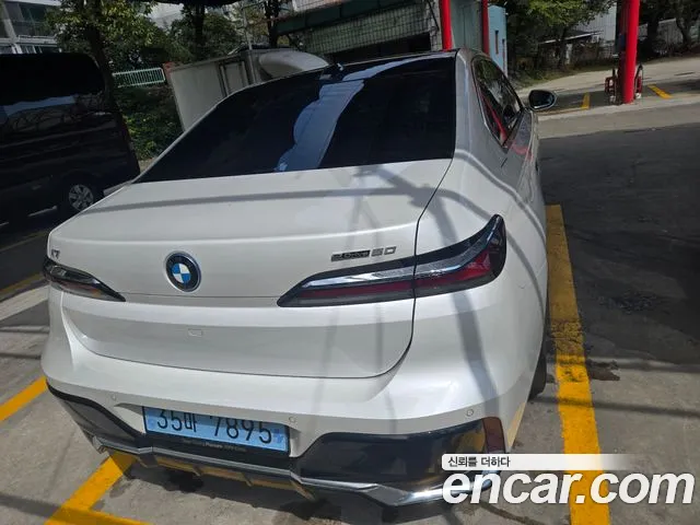 BMW i7 2026 thumb 2