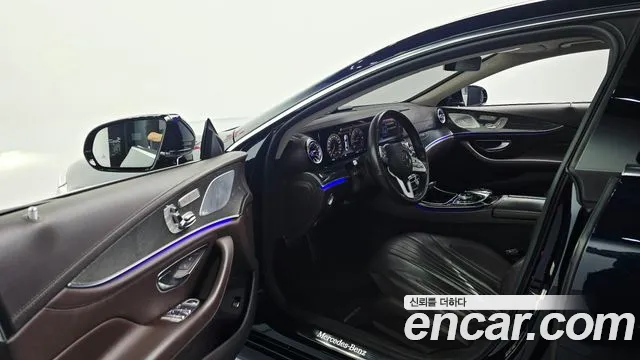Mercedes-Benz CLS-Class 2020 thumb 10