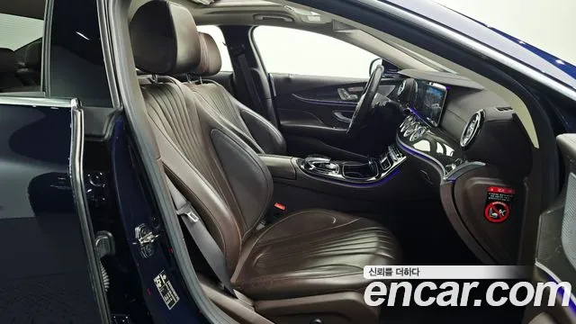Mercedes-Benz CLS-Class 2020 thumb 12