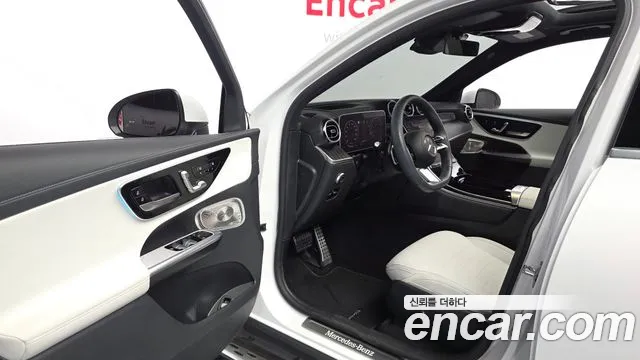 Mercedes-Benz GLC 2024 thumb 9