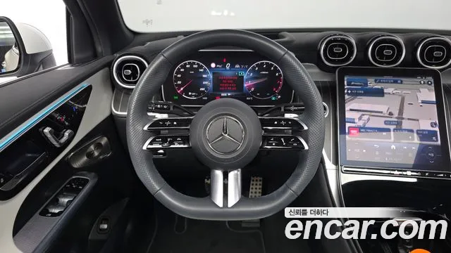 Mercedes-Benz GLC 2024 thumb 12